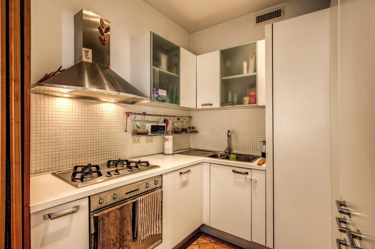 Pellegrino Apartment Rome Luaran gambar