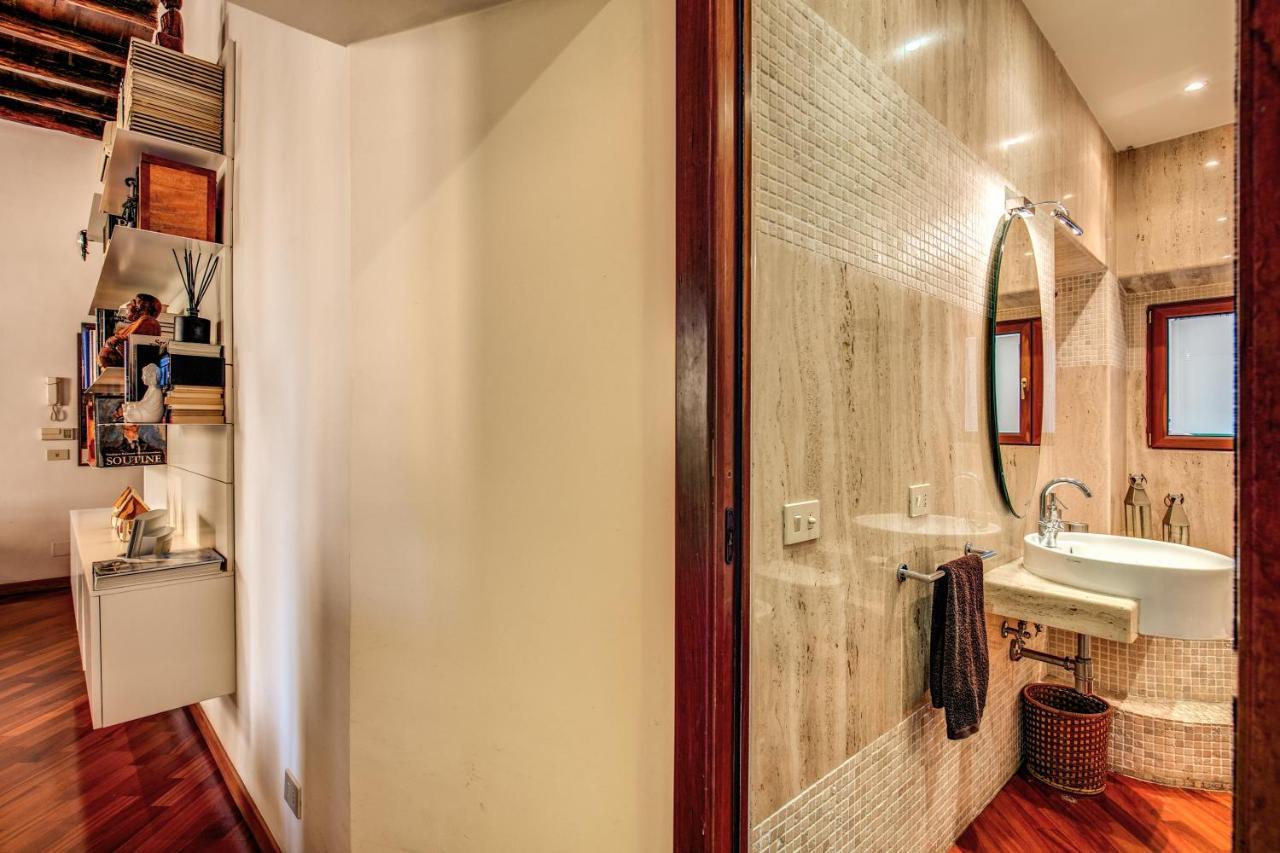 Pellegrino Apartment Rome Luaran gambar