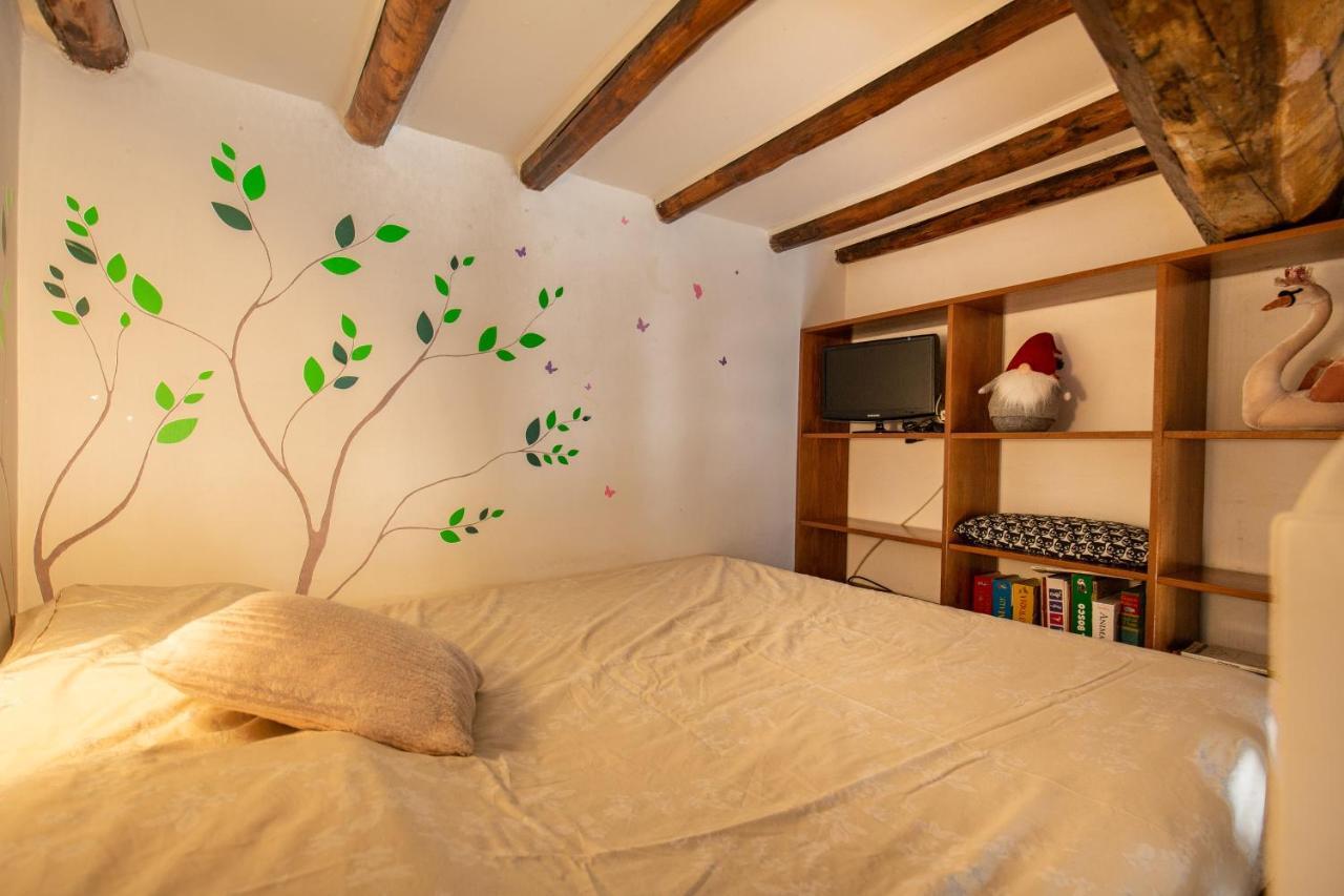 Pellegrino Apartment Rome Luaran gambar